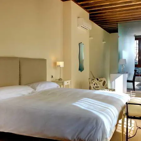 Hotel Shine Albayzín Granada